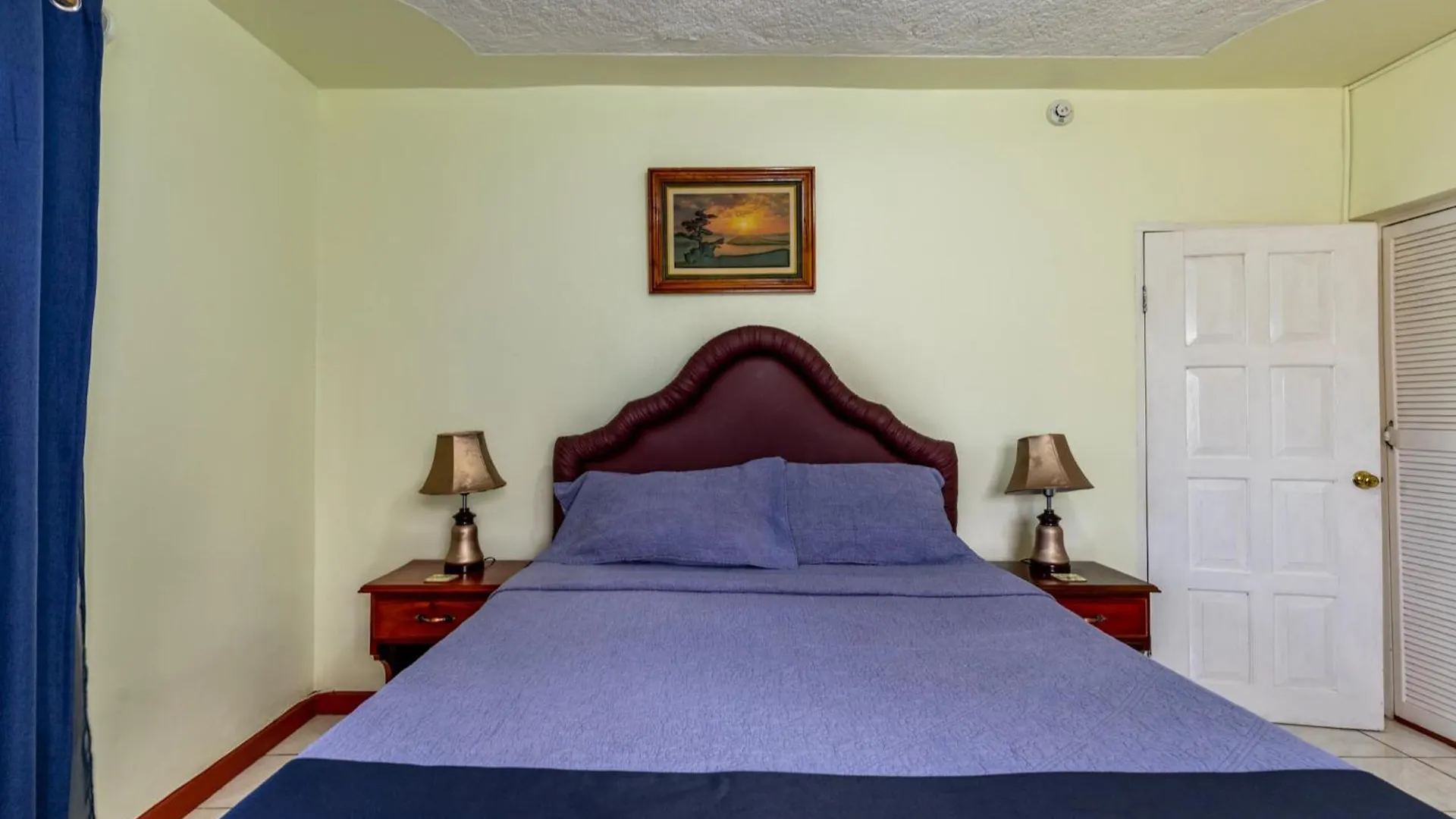 Boni Chateau Vacation Spot Is A One Bedroom Self-Contained Apartment For Travelers Needing To Be In Tune With Nature ディスカバリー・ベイ 0*,  ジャマイカ